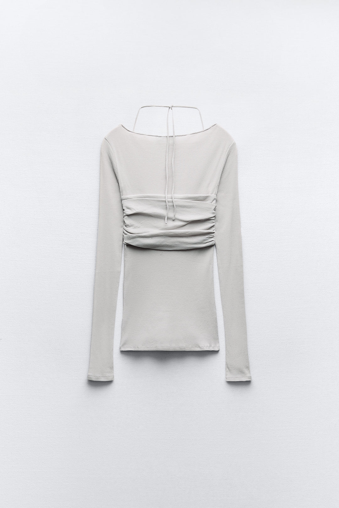 T-shirt semi-transparent court superposé manches longues