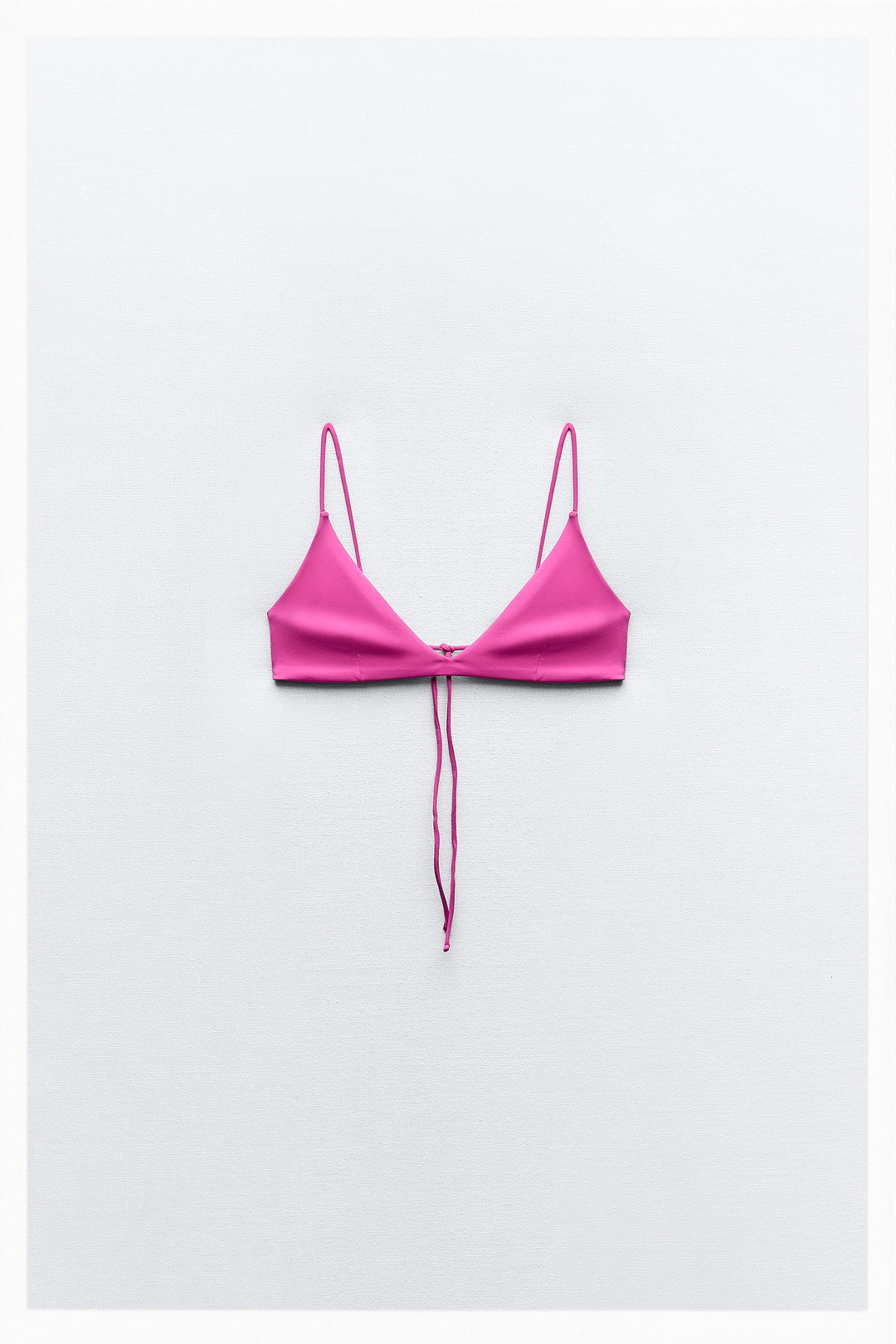Haut bikini décolleté plongeant bretelles spaghetti