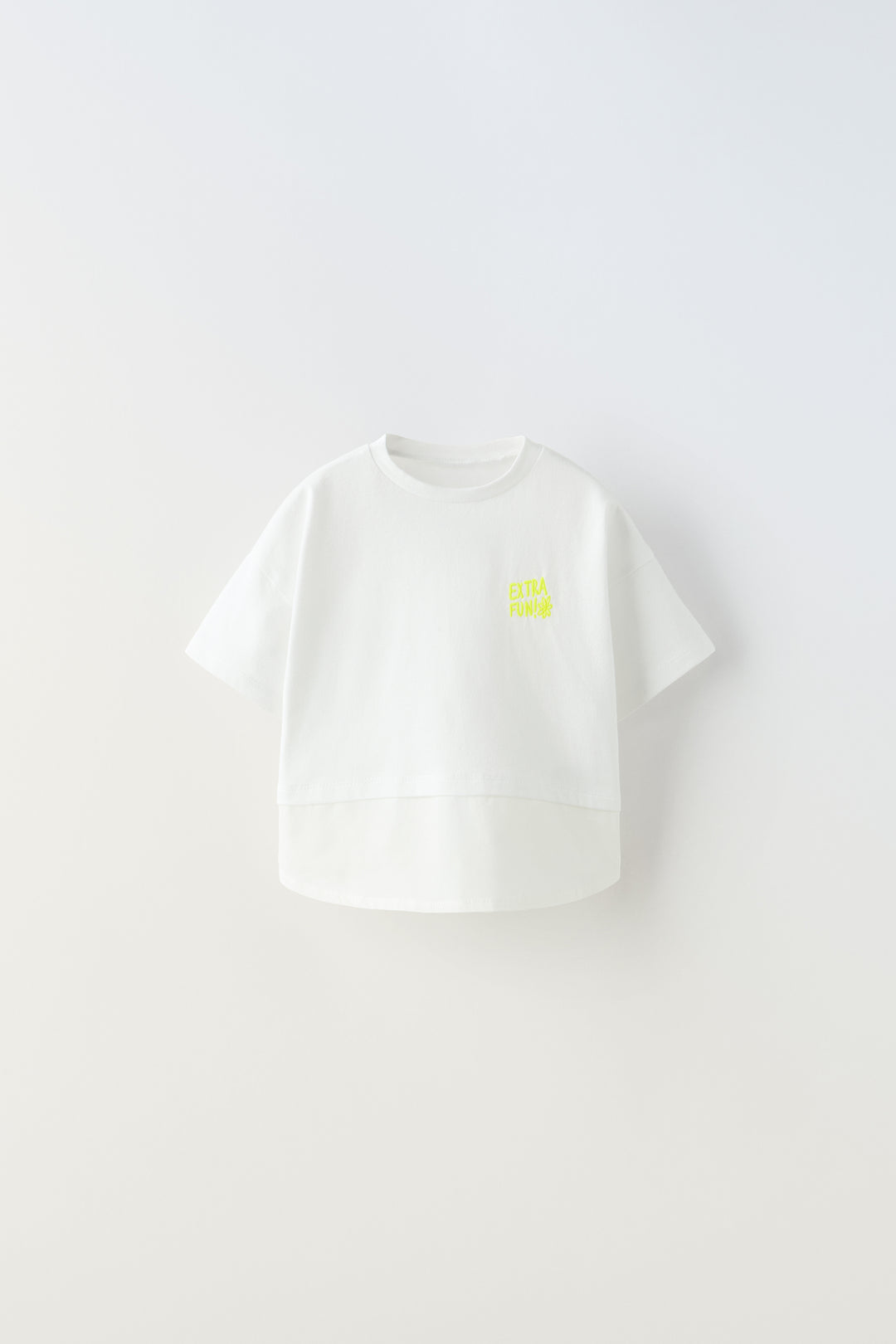 T-shirt manches courtes avec broderie fluo enfant