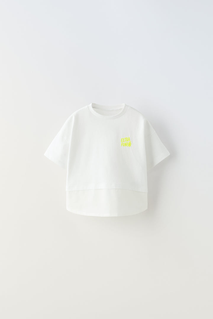 T-shirt manches courtes avec broderie fluo enfant