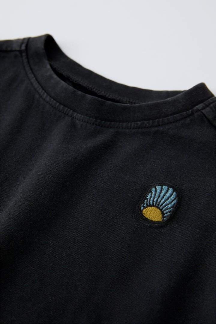 T-shirt avec mini broderie (Collection Surf)