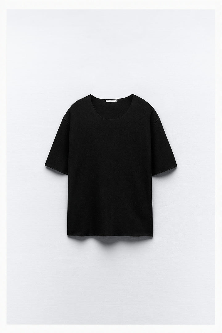 Top minimaliste doux col rond manches courtes