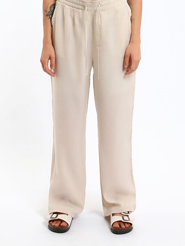 Moudda LC Waikiki - pantalon tissé moyen pour Femmes - Tunisie 2