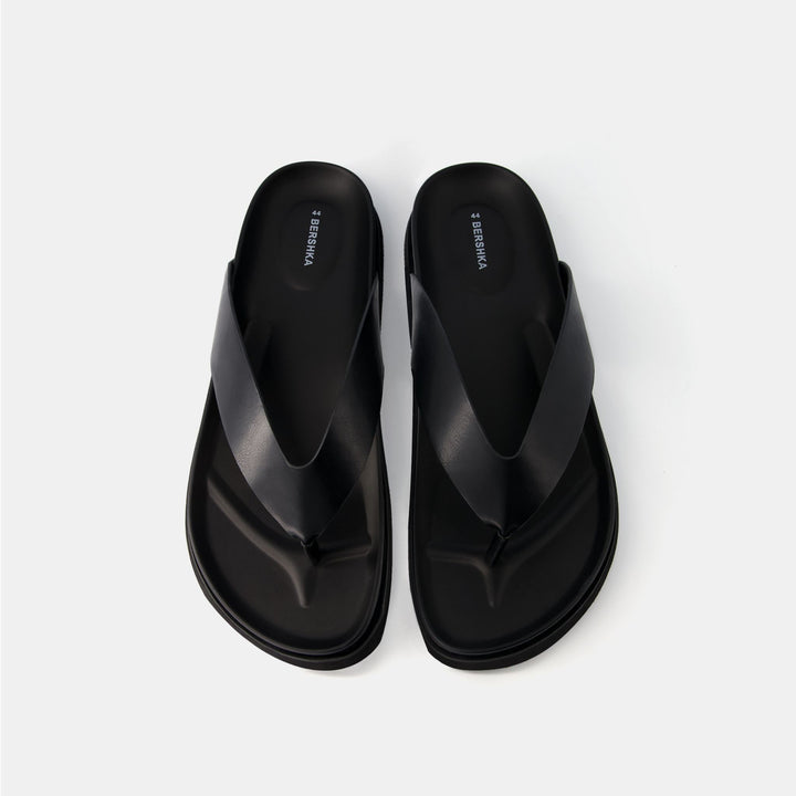Moudda BERSHKA - Tongs noires - Tunisie 1