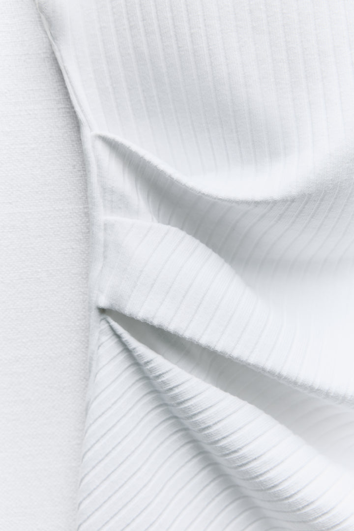 Top asymétrique côtelé sans manches (Ensemble)