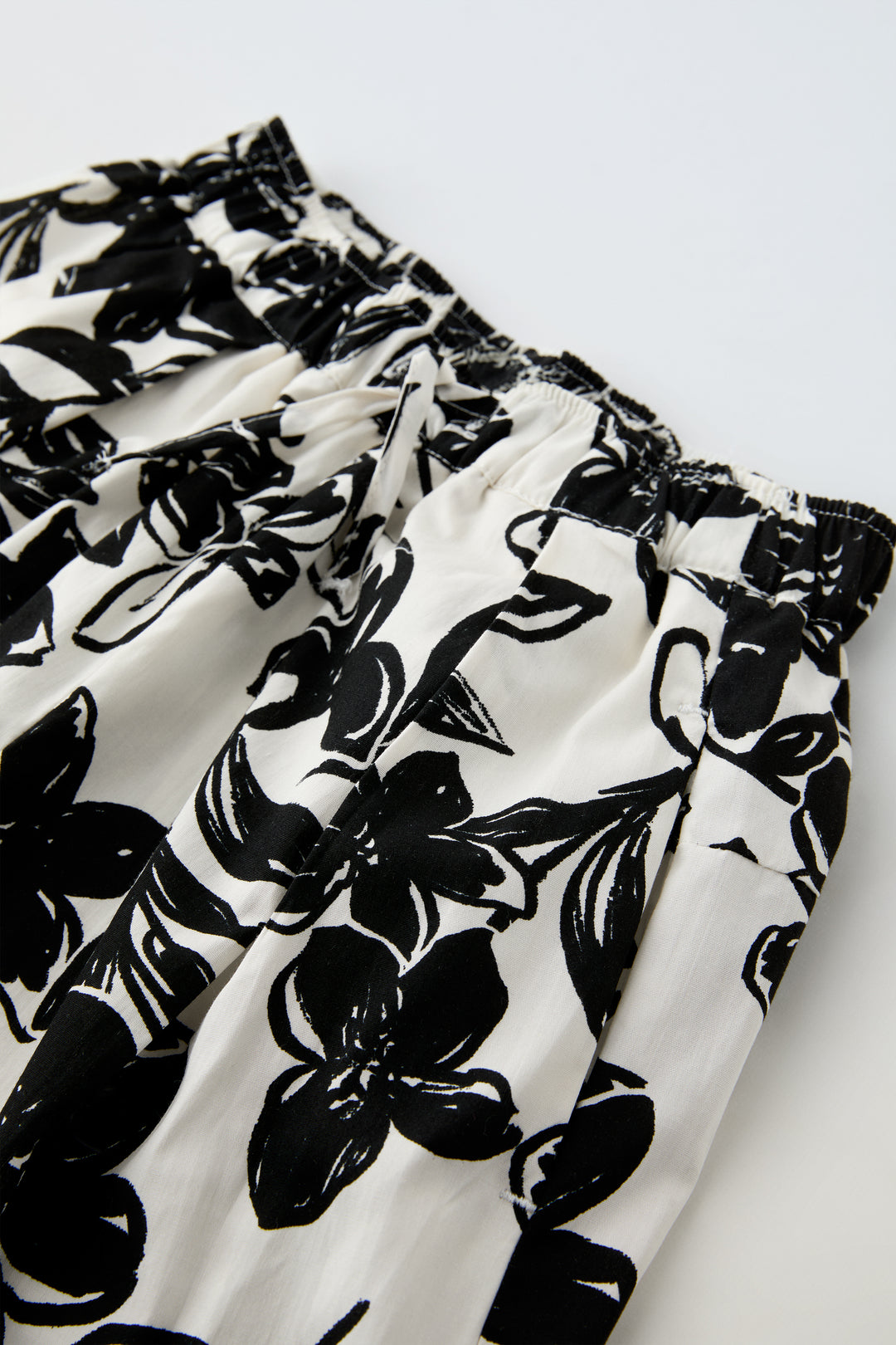 Pantalon fille imprimé noir (Collection Ramadan)
