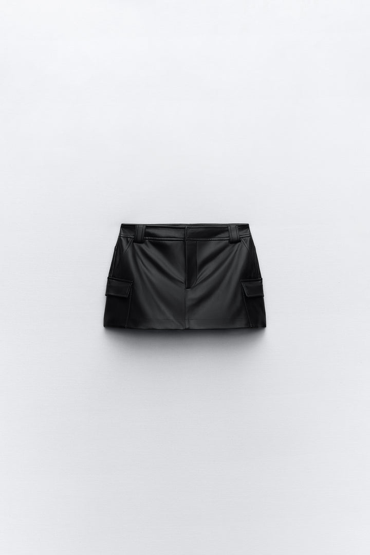Short jupe en cuir poche latérale