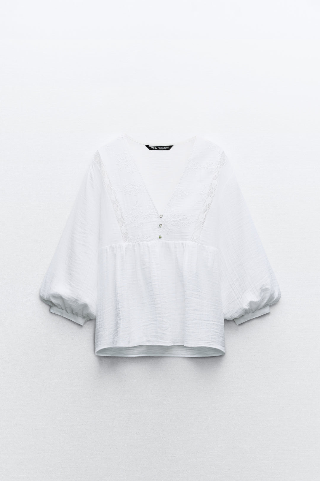 Body col V broderies et entre-deux