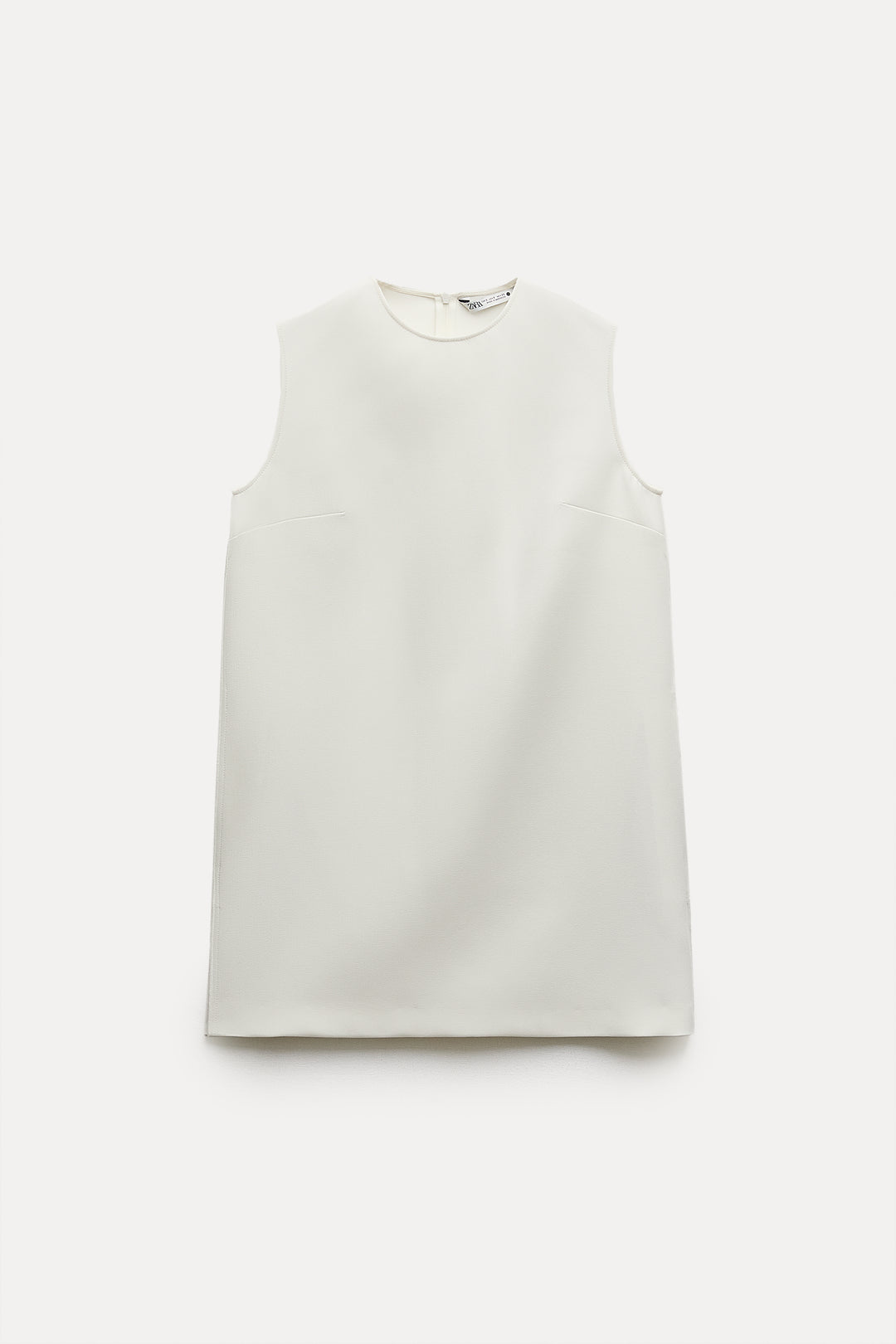 Robe courte avec emmanchure sarrasin col rond**