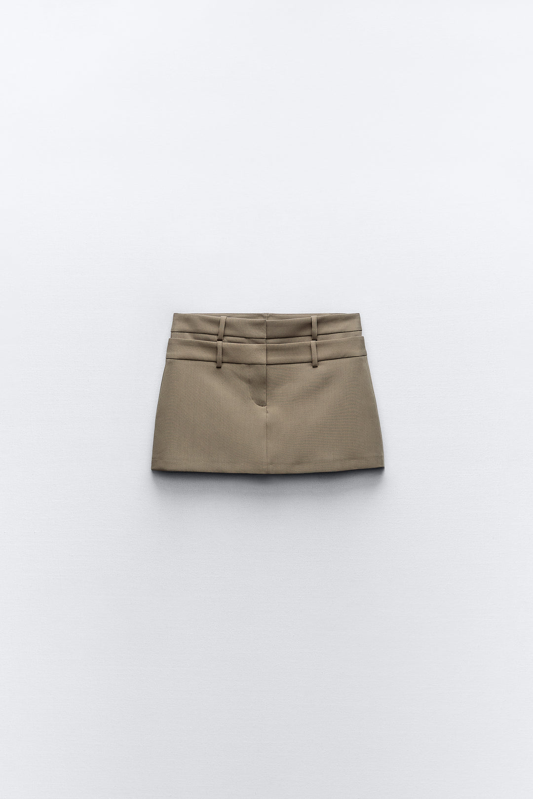 Bermuda double ceinture