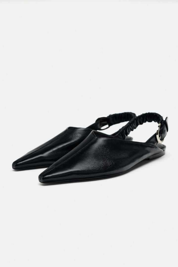 Babouche décolletée en cuir