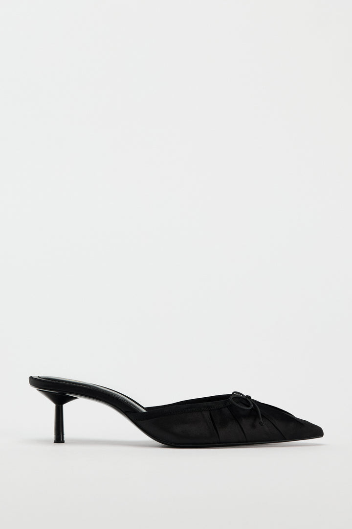 Mule talon satin froncé avec lacet