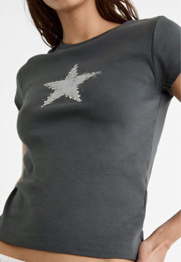 Moudda STRADIVARIUS - T-Shirt M/C Col Rond Imprimé avec Clous - Tunisie 4