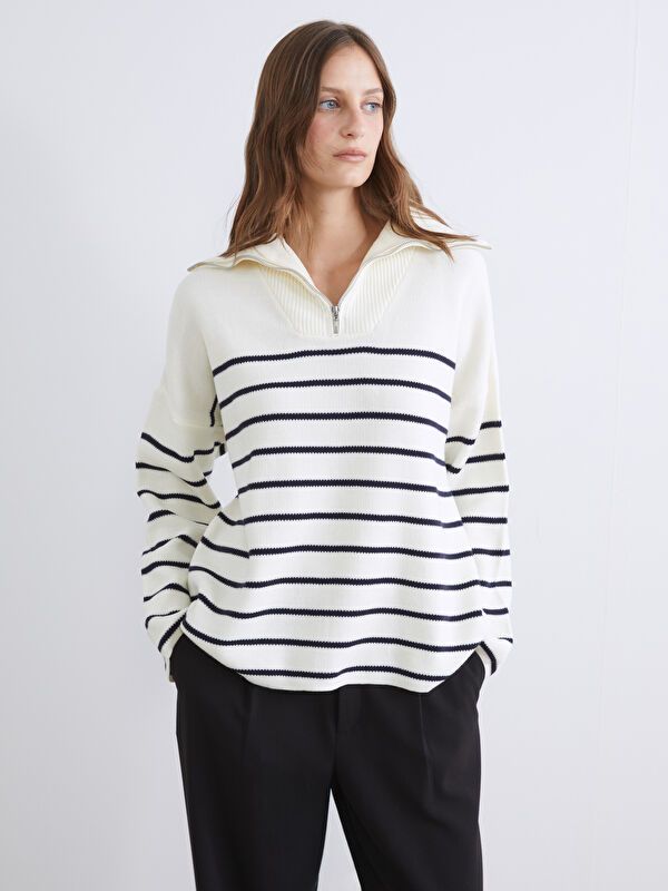 Moudda LC Waikiki - Pull épais en tricot couleur Bleu marine rayé pour femmes - Tunisie 1