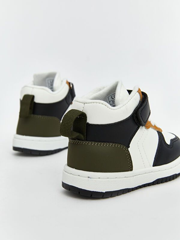 Moudda LC Waikiki - Chaussures casual montantes Garçon Blanc brillant - Tunisie 5
