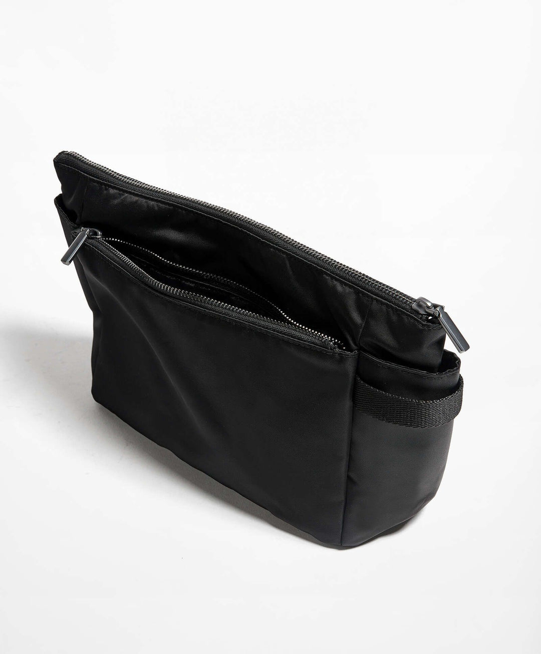 Moudda Oysho - Trousse de Voyage en Nylon Texturé - Tunisie 3