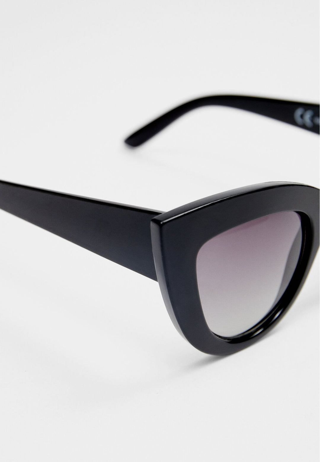 Moudda STRADIVARIUS - Grandes Lunettes Cat Eye - Tunisie 2