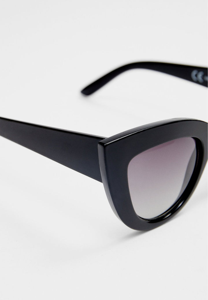 Moudda STRADIVARIUS - Grandes Lunettes Cat Eye - Tunisie 2