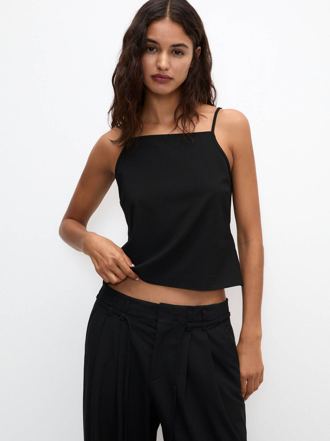 Moudda PULL & BEAR - Top Dos Découvert Collection Noirs - Tunisie 4