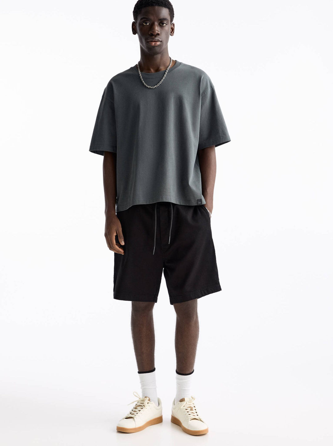 Moudda PULL & BEAR - Bermuda Jogger Soft Knit Basique - Tunisie 1