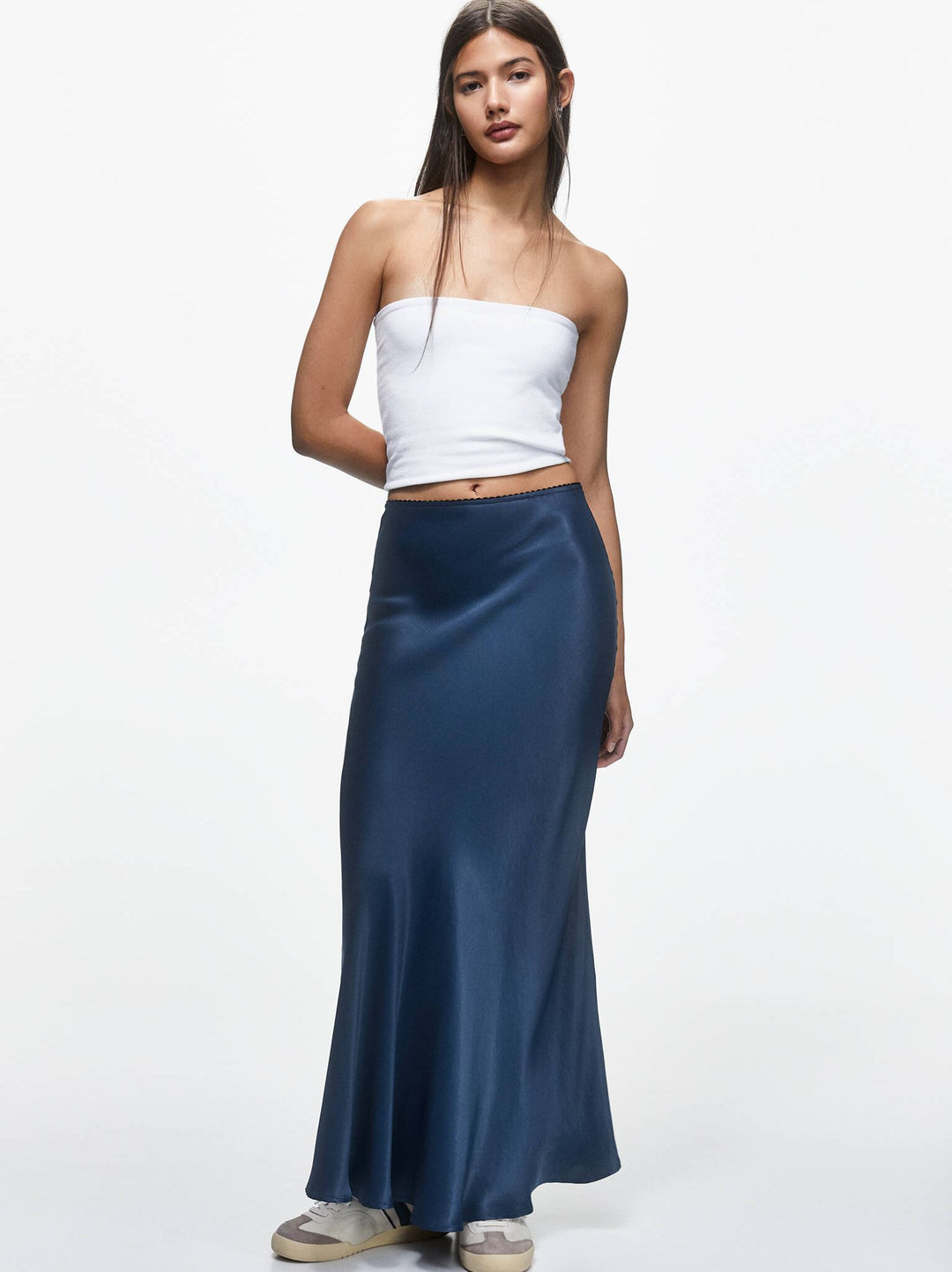 Moudda PULL & BEAR - Jupe Midi Dentelle Ceinture - Tunisie 1