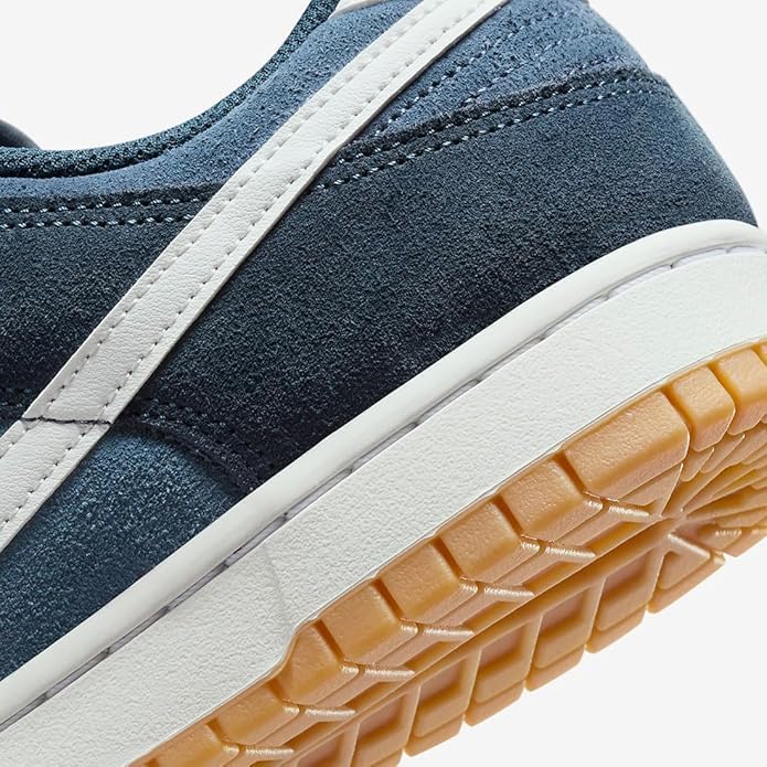 DUNK LOW RETRO SE ESS+