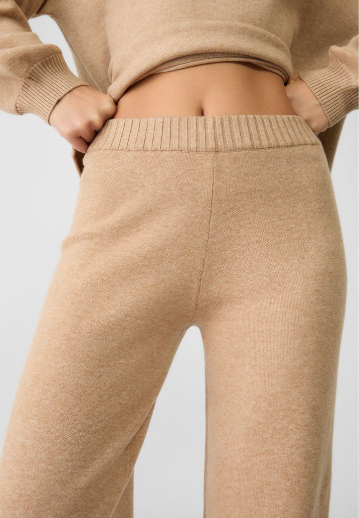 Moudda STRADIVARIUS - Pantalon en Maille Large Long - Tunisie 4