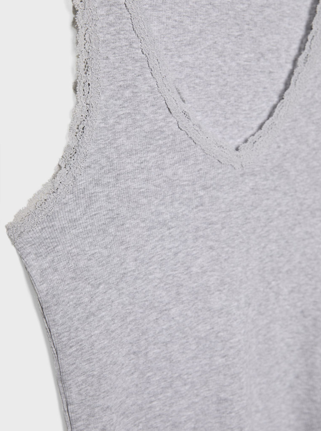 Moudda STRADIVARIUS - T-Shirt S/M Col V avec Dentelle Gris Chiné - Tunisie 4