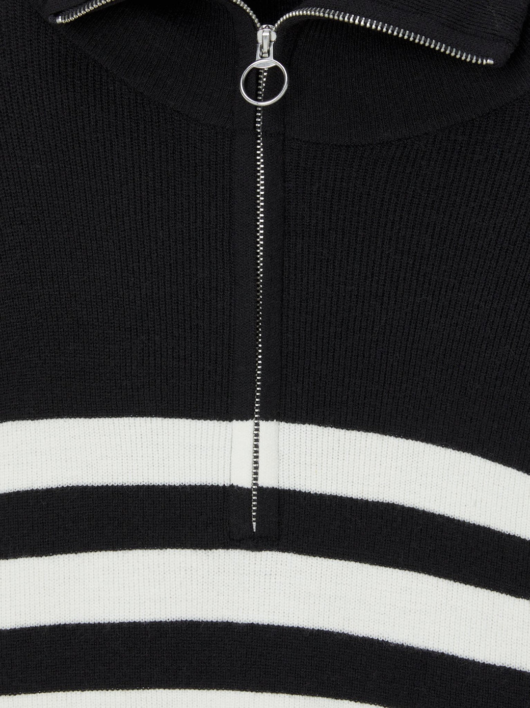 Moudda PULL & BEAR - Sweater - Tunisie 1