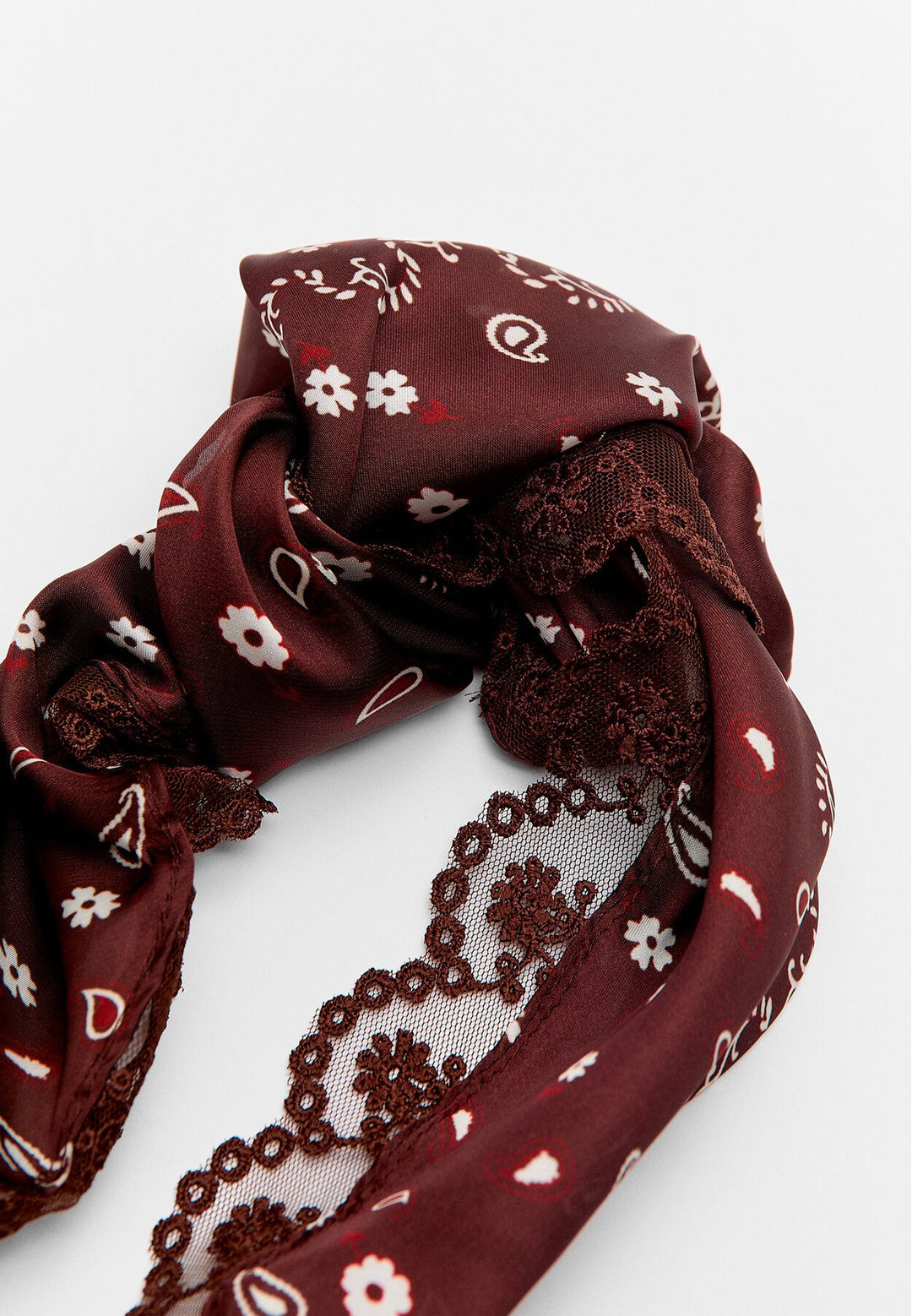Moudda STRADIVARIUS - Bandana en Dentelle - Tunisie 2