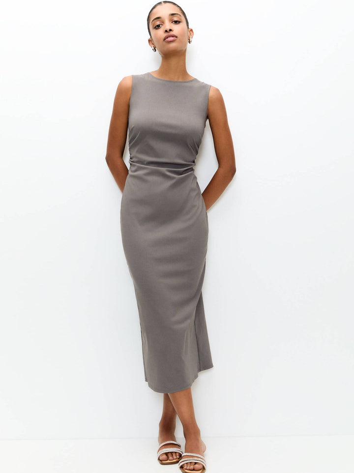 Moudda PULL & BEAR - Robe Midi Encolure Bateau Arab - Tunisie 2