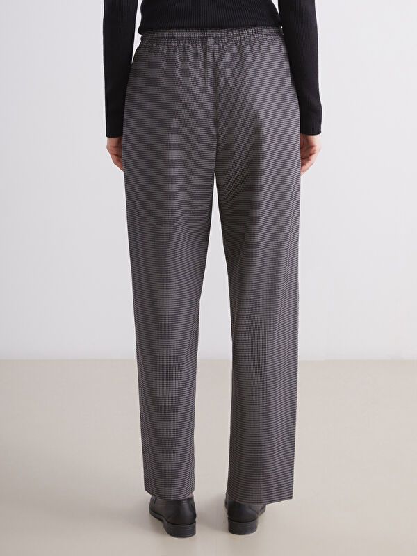 Moudda LC Waikiki - Pantalon tissé basique cv mi-long pour Femmes - Tunisie 4
