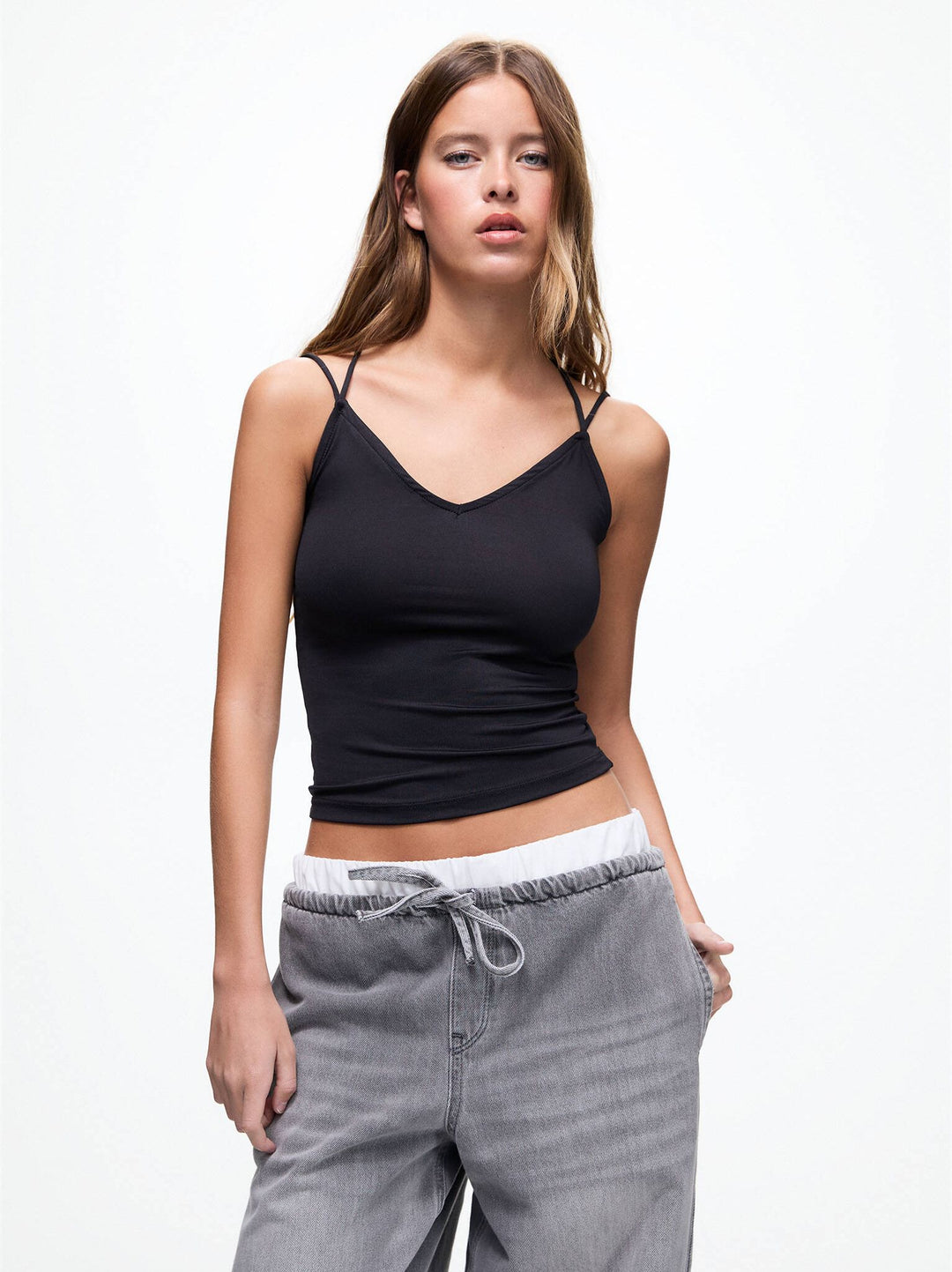 Moudda PULL & BEAR - Body Ajusté Encolure V Bretelles Croisées - Tunisie 2