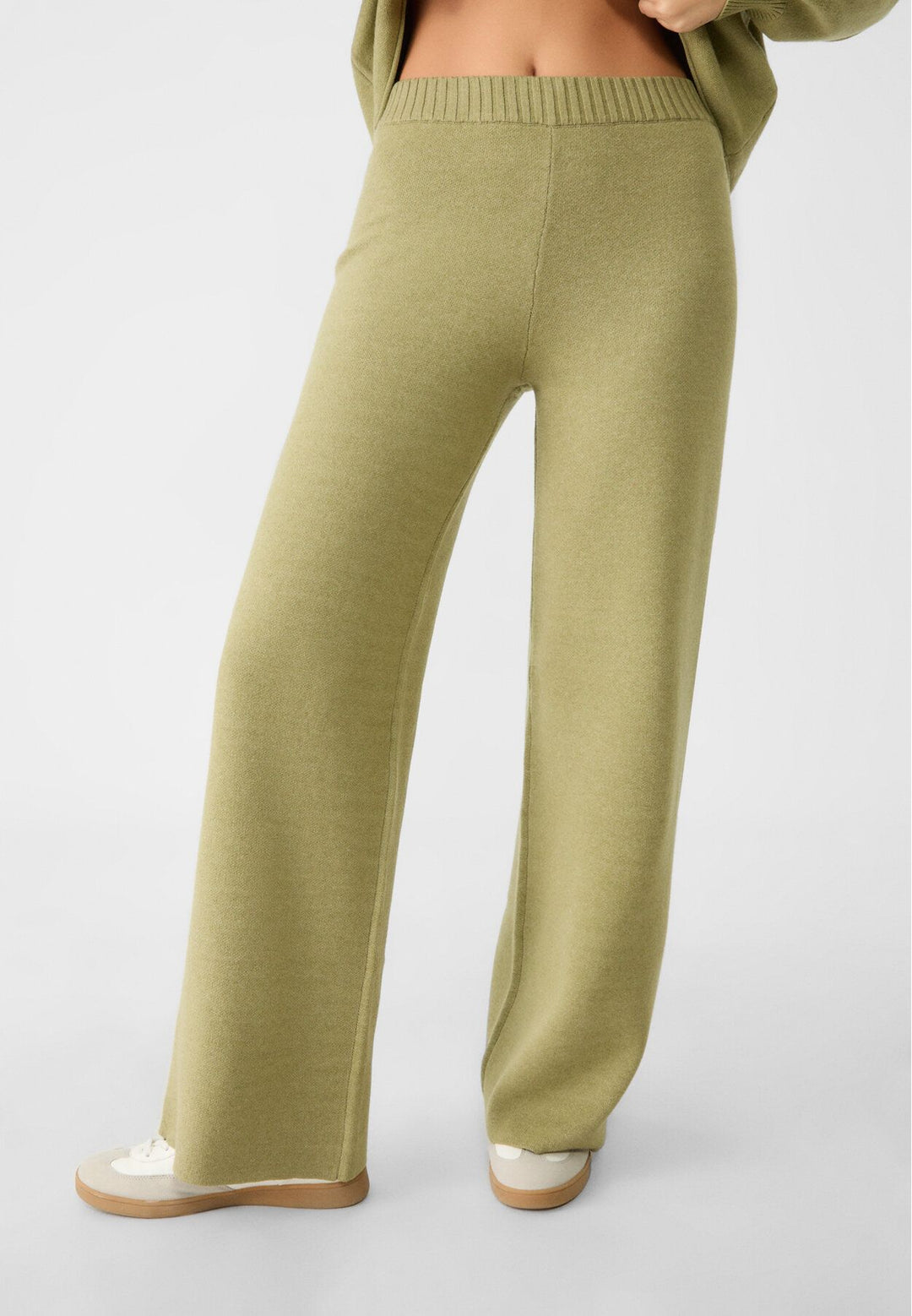 Moudda STRADIVARIUS - Pantalon en Maille Large Long - Tunisie 3