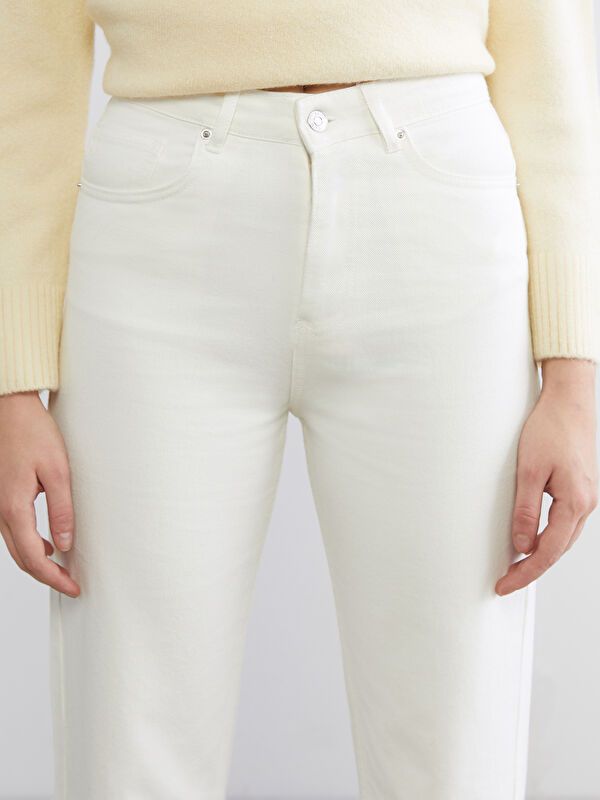 Moudda LC Waikiki - Pantalon en jean couleur Beige clair pour femmes - Tunisie 3