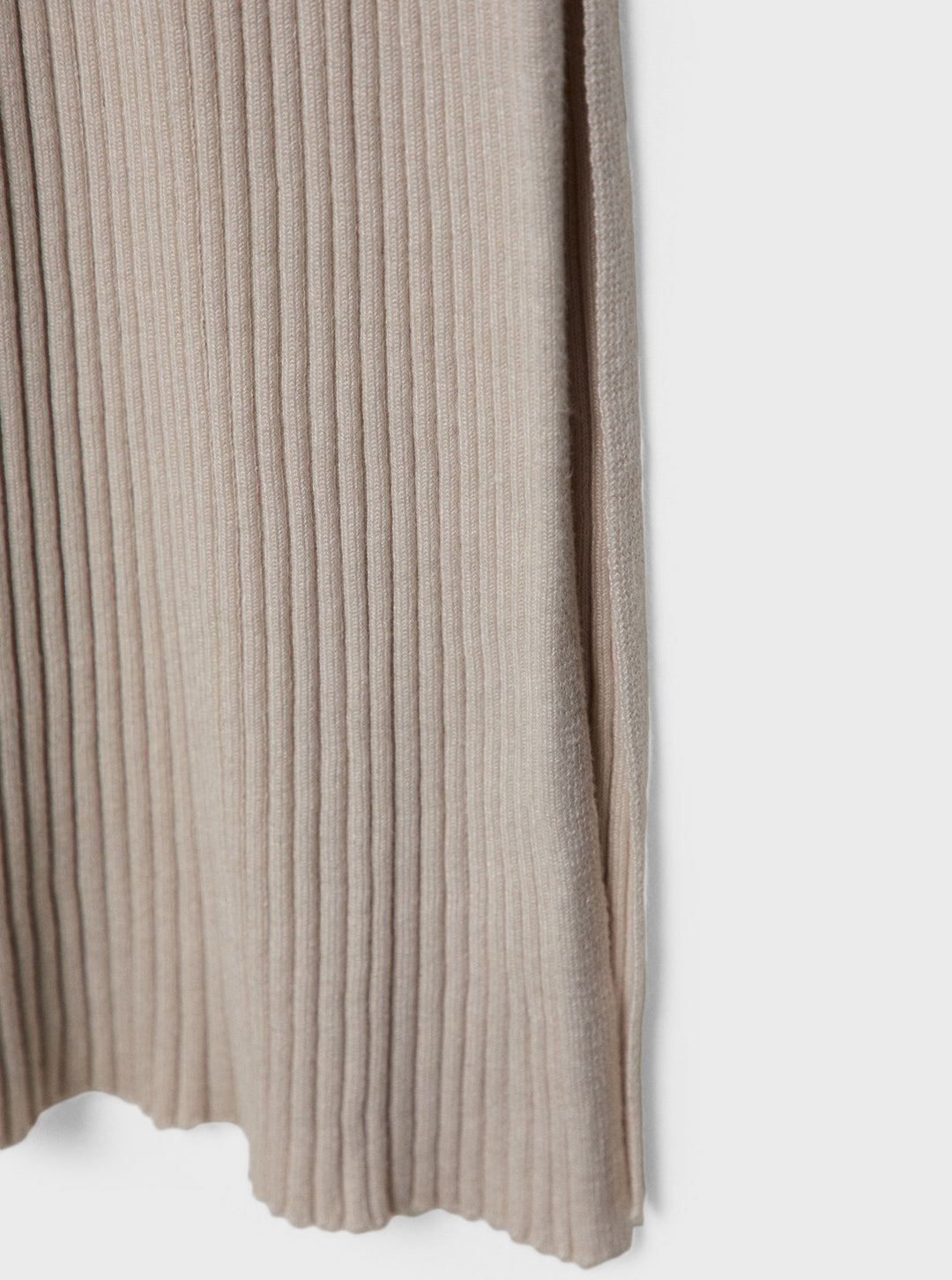Moudda STRADIVARIUS - Robe S/M Col V - Tunisie 3