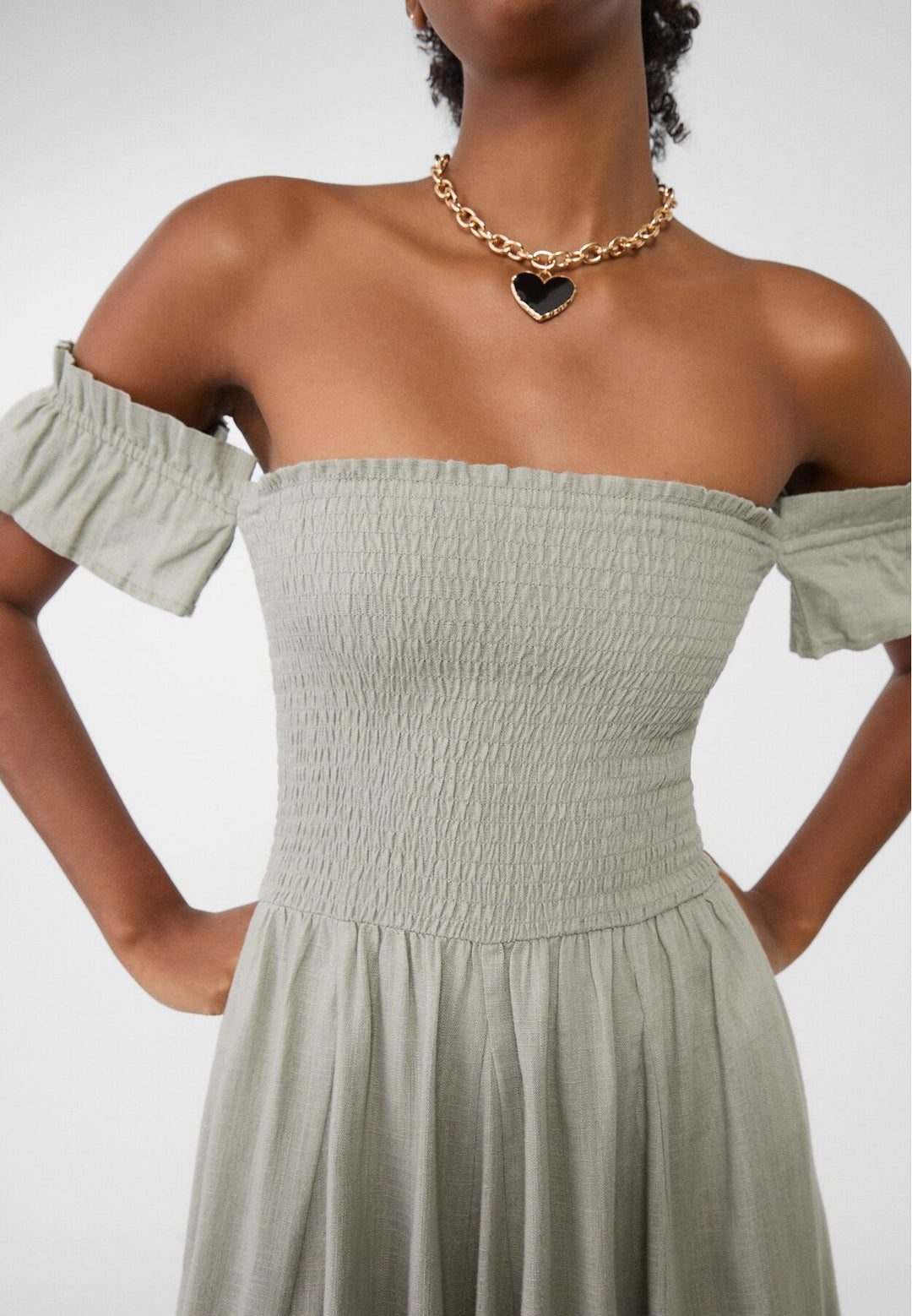 Moudda STRADIVARIUS - Robe Bardot Courte Élastiquée - Tunisie 4