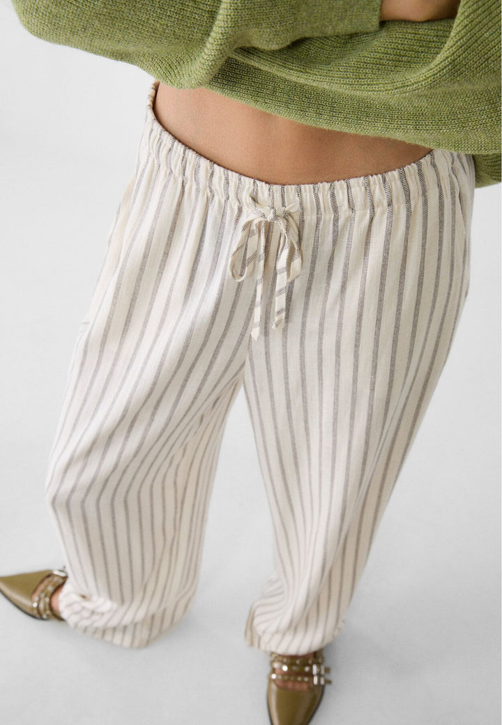 Moudda STRADIVARIUS - Pantalon Long Fluide Rustique Imprimé - Tunisie 4