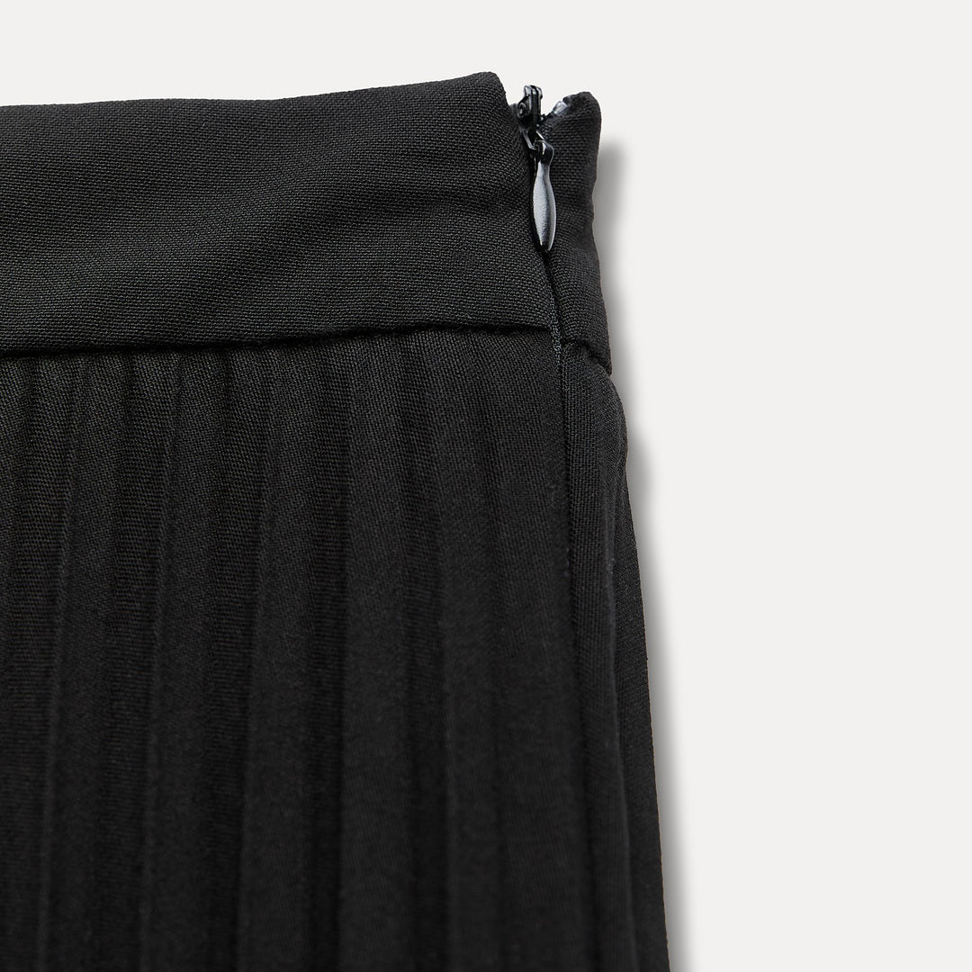 Moudda ZARA - Jupe-pantalon noire plissée - Tunisie 3