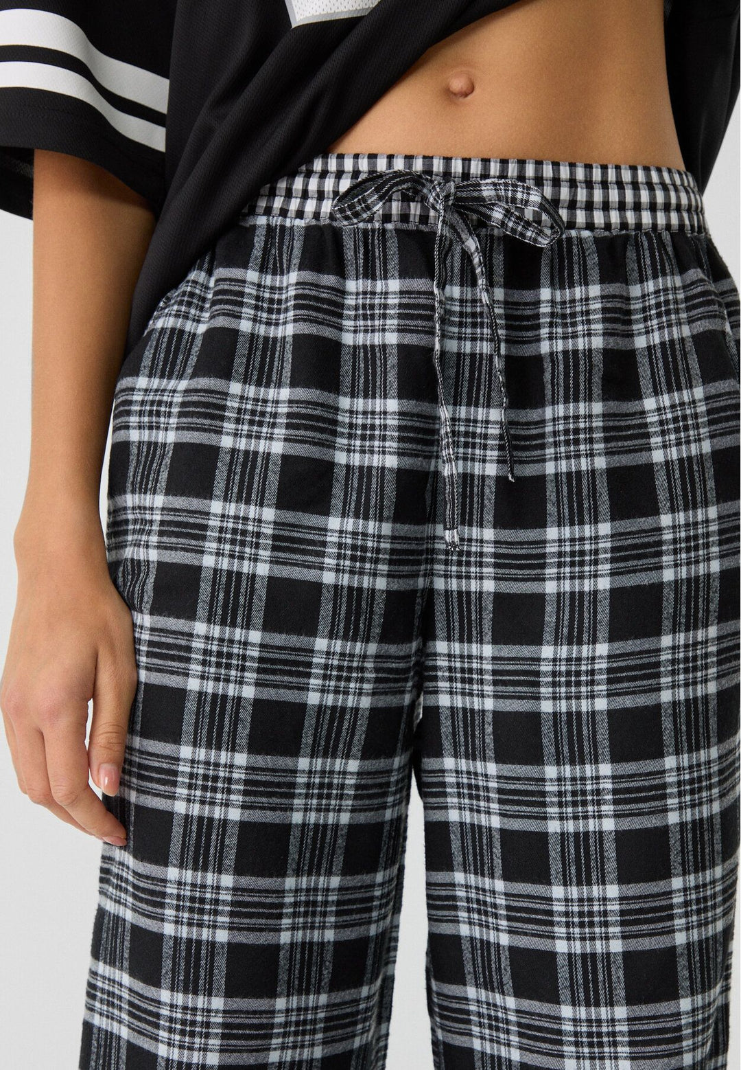 Moudda STRADIVARIUS - Pantalon à Carreaux Pull-On - Tunisie 4