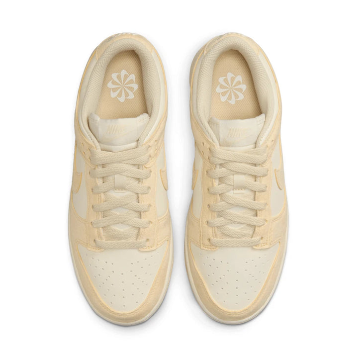 W DUNK LOW