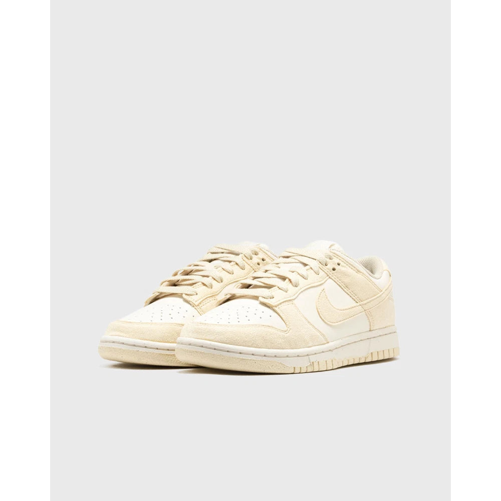 W DUNK LOW